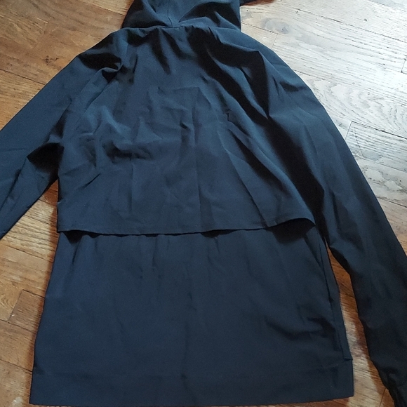 9 For $10 M&M Alia Black Hooded Jacket - Picture 12 of 14
